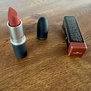 MAC Cosmetics BNIB Powder Kiss lipstick #926  Dubonnet Buzz